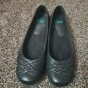 Yuu shoes size 9